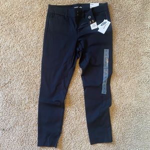 Old Navy Pixie Never-Fade Pants, NWT! ✨